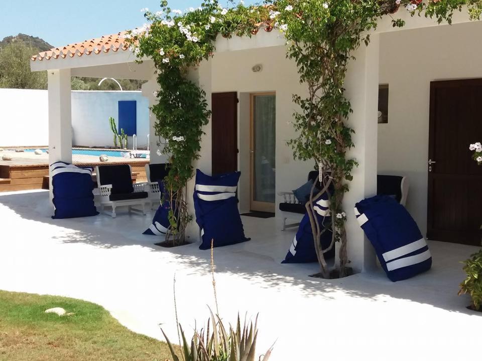 Casa Namaste Bed & Breakfast Porto Columbu - Perd'E Sali Luaran gambar
